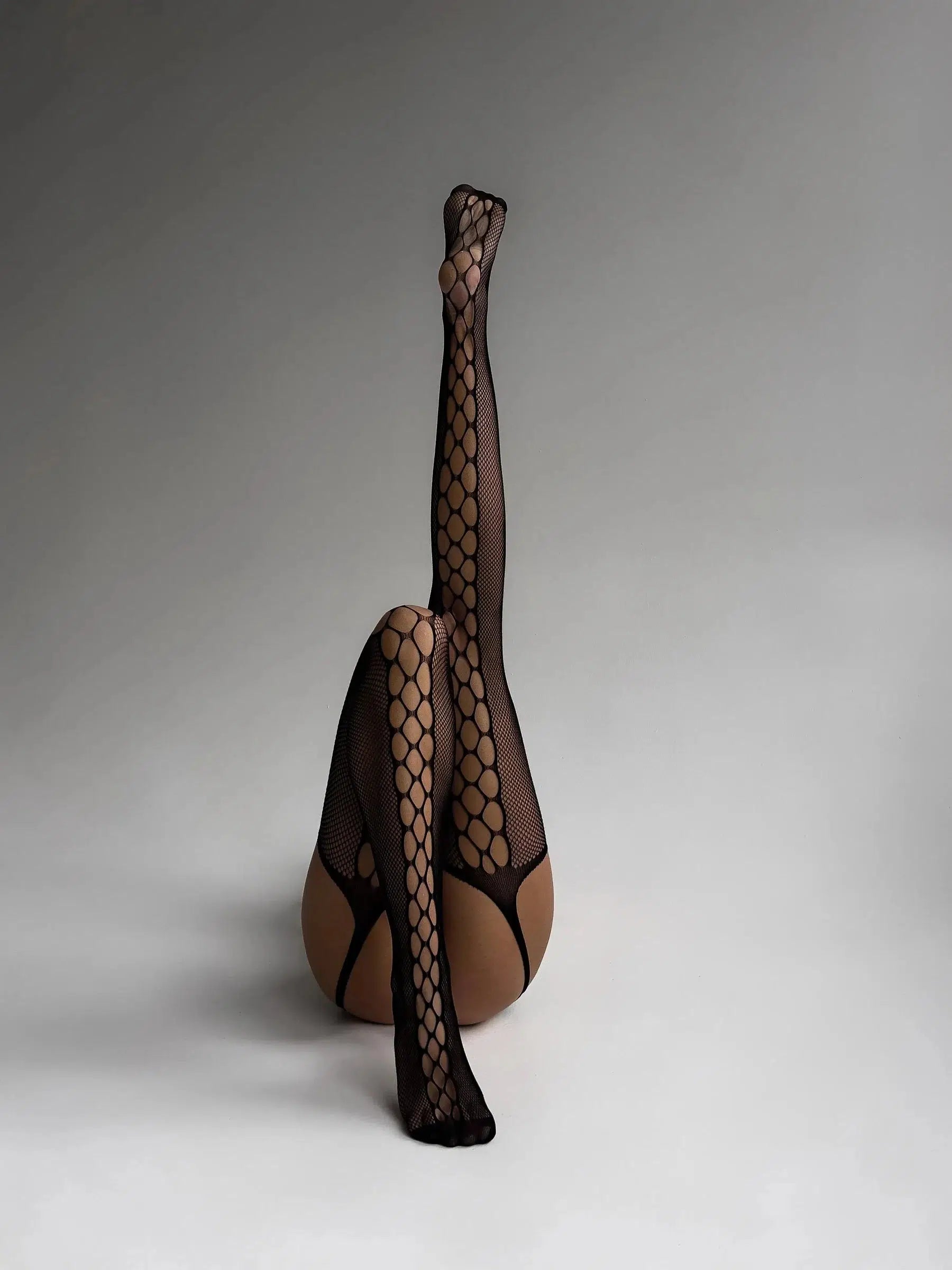 Medias de red de pescado de Ariel Black