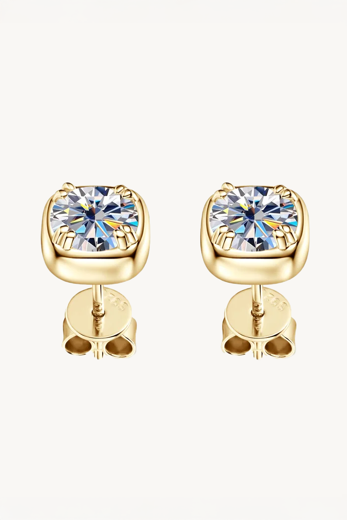 Aretes con forma de cojín de moissanita