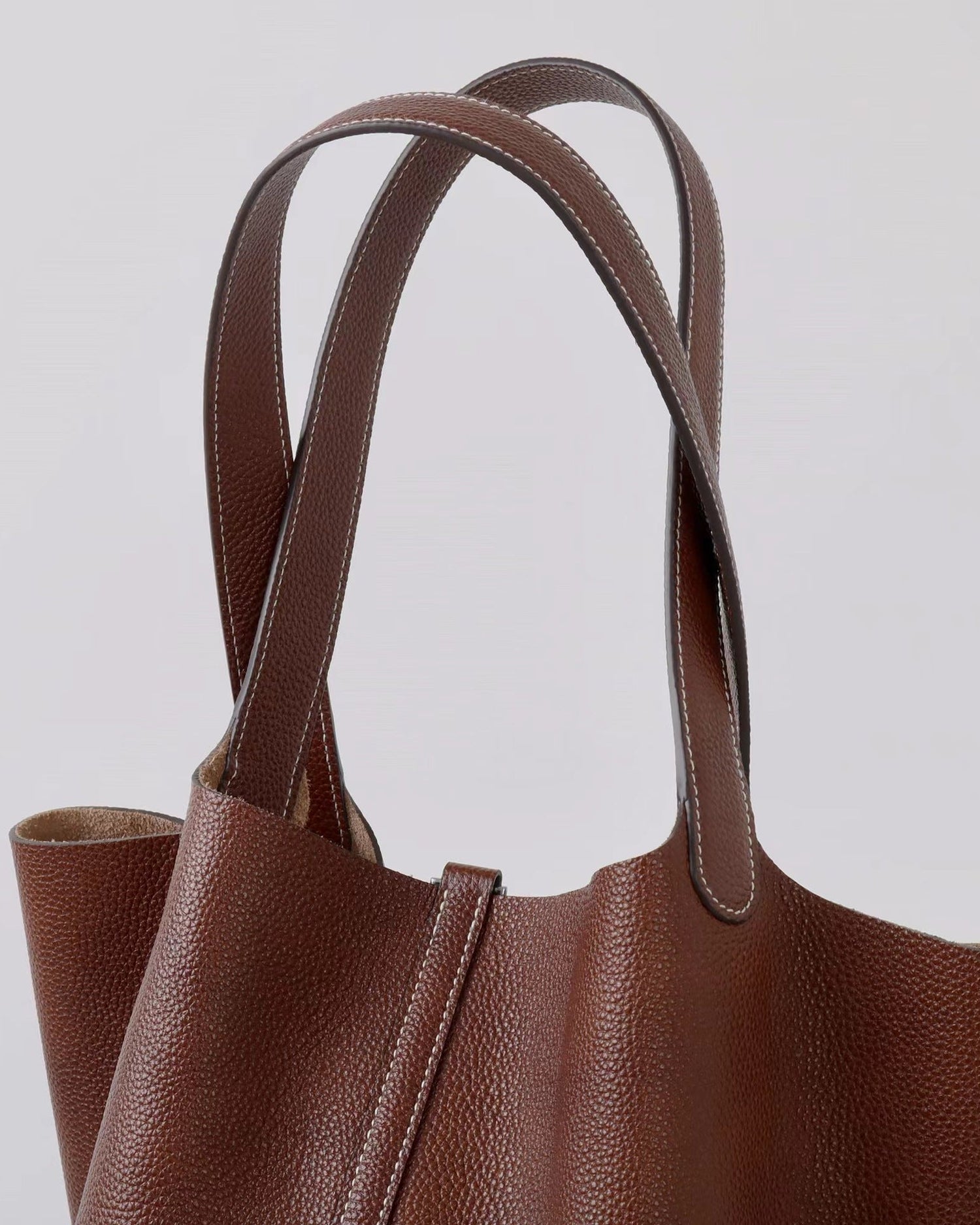 Venezia Bucket Tote